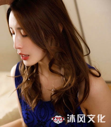 不能进入的风俗店遇到邻居人妻“森沢かな”!强逼她实战和中出,店外也变成我的人!