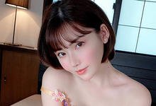 WANZ-976 超大胆姐弟乱伦!「深田えいみ」下半身光溜溜,和父母聊天屁股却夹着弟弟的东西!-沐风文化