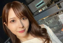 ADN-429 极度实用!高颜值小只马「岬奈奈美」,化身有粉红奶的性感女上司!-沐风文化